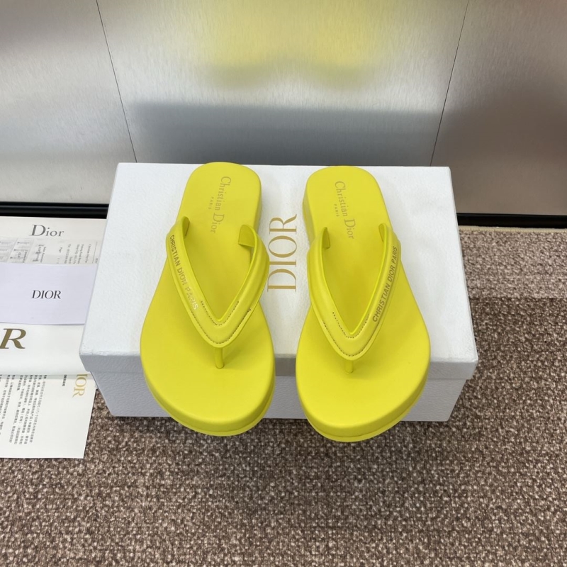 ch**an D*or slippers